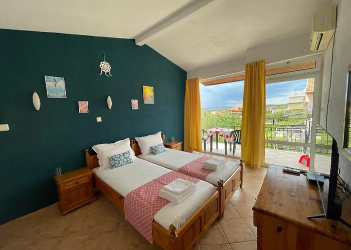 Serenity Hill Къща за гости Свети Влас